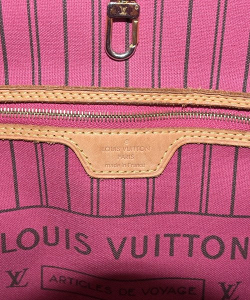 LOUIS VUITTON กระเป๋าสะพาย