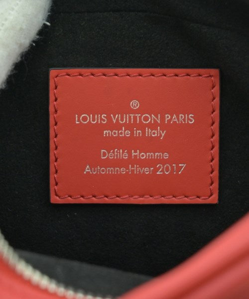 LOUIS VUITTON กระเป๋าสะพาย