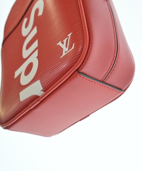 LOUIS VUITTON กระเป๋าสะพาย