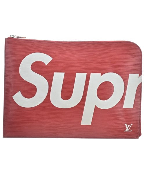 LOUIS VUITTON คลัตช์