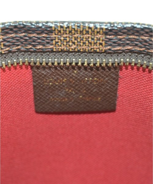 LOUIS VUITTON กระเป๋าสะพาย