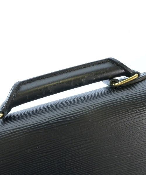 LOUIS VUITTON กระเป๋าธุรกิจ