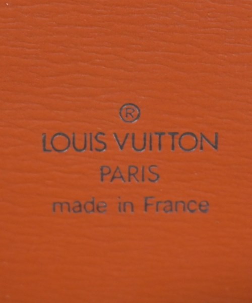 LOUIS VUITTON กระเป๋าสะพาย