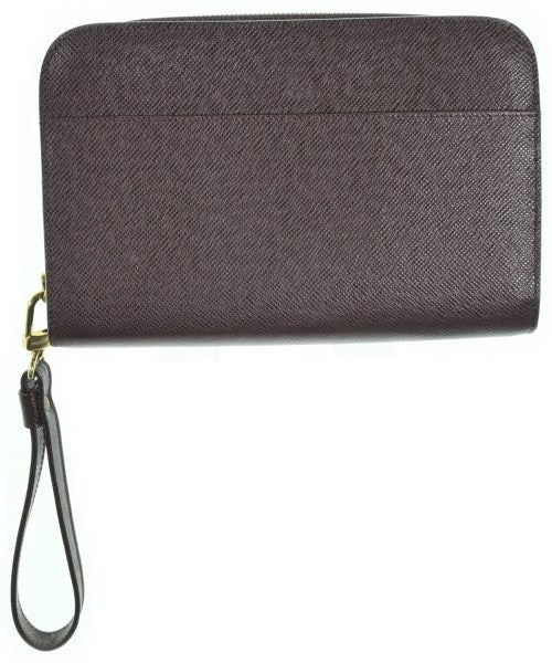 LOUIS VUITTON คลัตช์
