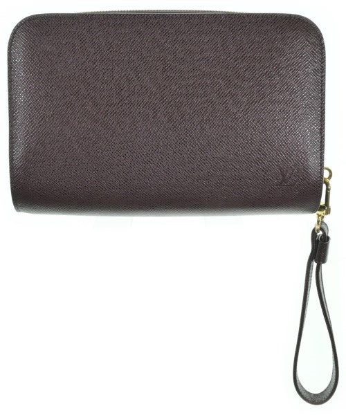 LOUIS VUITTON คลัตช์