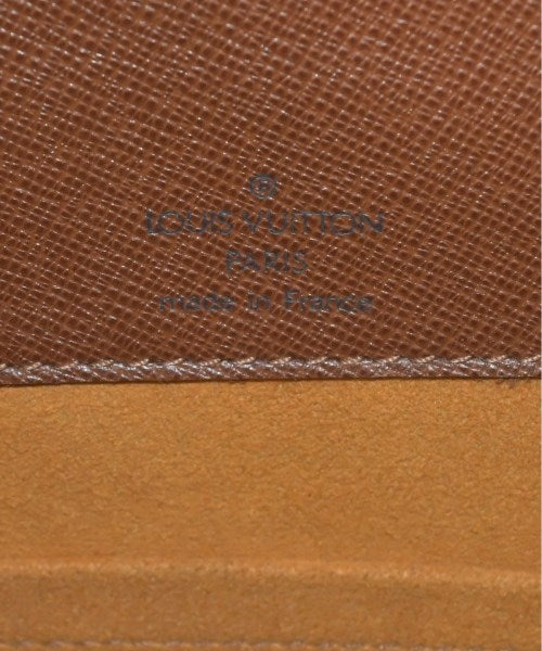 LOUIS VUITTON กระเป๋าสะพาย