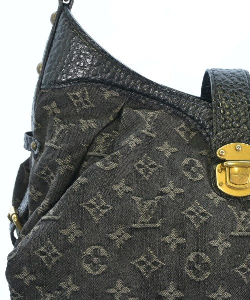 LOUIS VUITTON กระเป๋าสะพาย