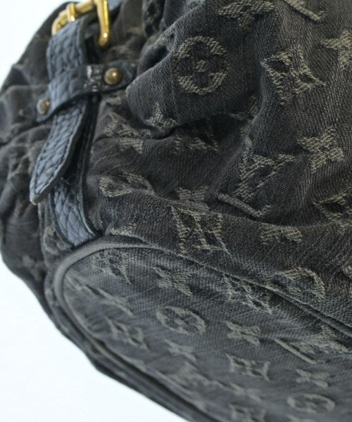 LOUIS VUITTON กระเป๋าสะพาย