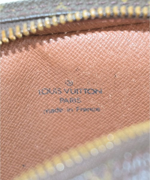 LOUIS VUITTON กระเป๋าสะพาย