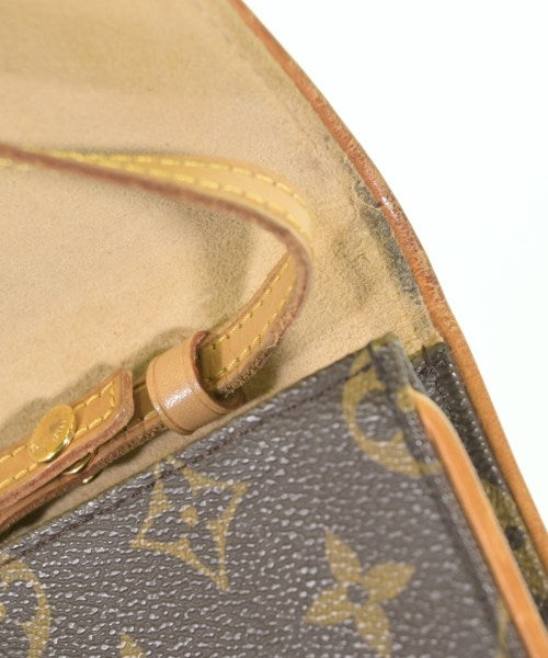 LOUIS VUITTON กระเป๋าสะพาย