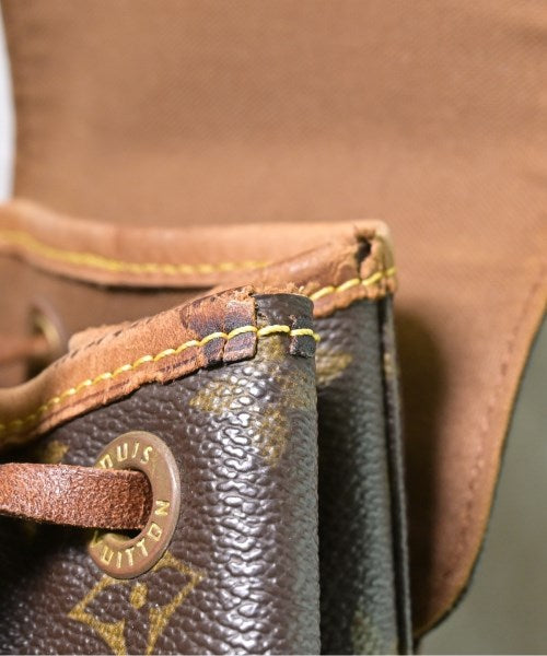 LOUIS VUITTON เป้สะพายหลัง