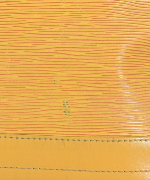 LOUIS VUITTON กระเป๋าสะพาย