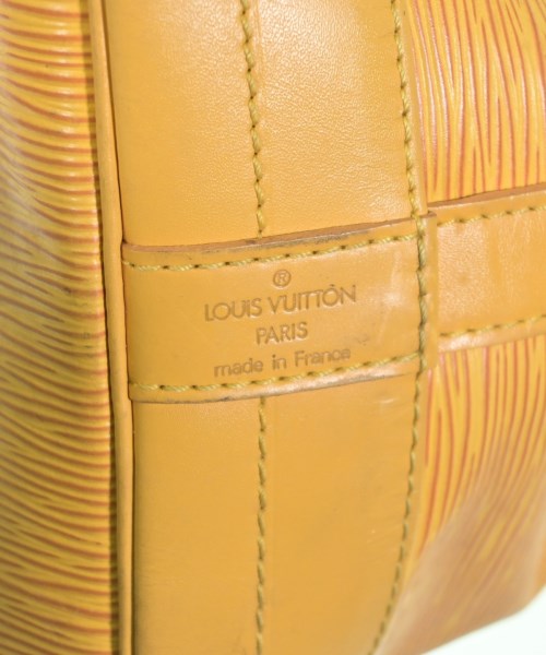 LOUIS VUITTON กระเป๋าสะพาย