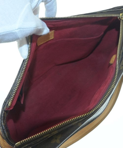 LOUIS VUITTON กระเป๋าสะพาย