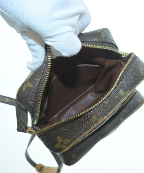 LOUIS VUITTON กระเป๋าสะพาย