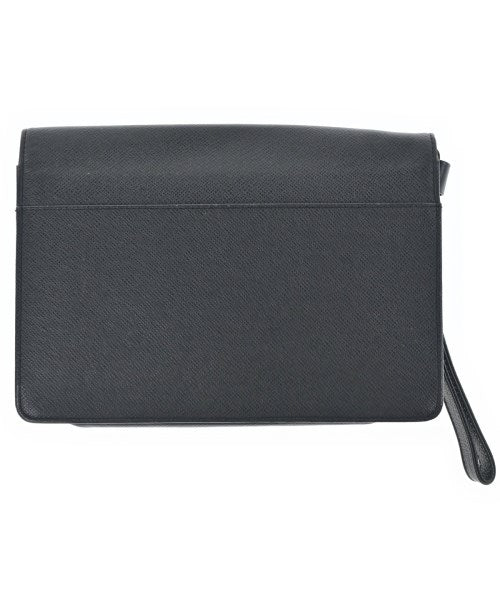 LOUIS VUITTON คลัตช์