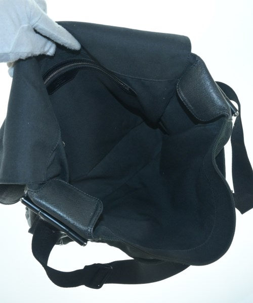 LOUIS VUITTON กระเป๋าสะพาย