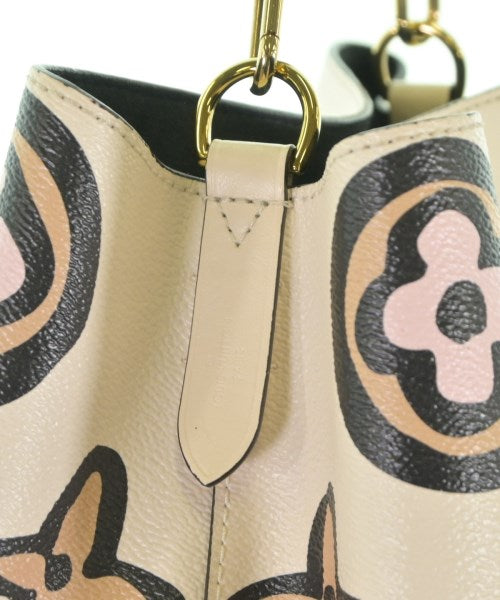 LOUIS VUITTON กระเป๋าสะพาย