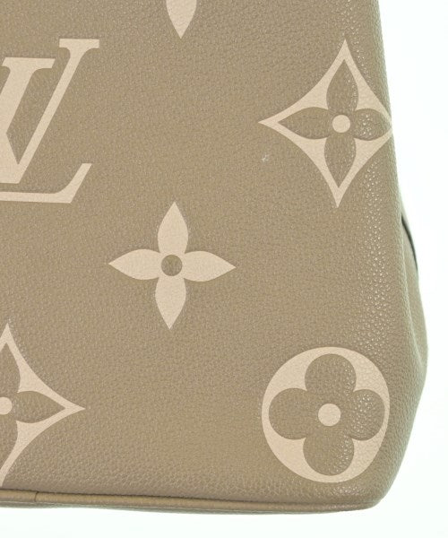 LOUIS VUITTON กระเป๋าสะพาย