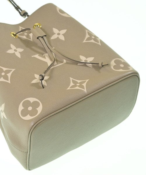 LOUIS VUITTON กระเป๋าสะพาย