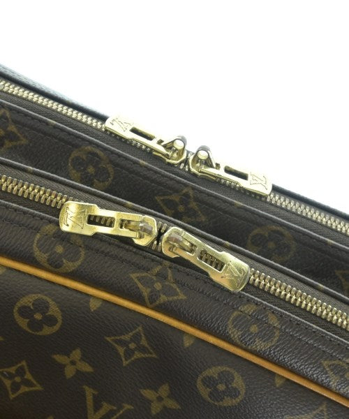 LOUIS VUITTON กระเป๋าสะพาย