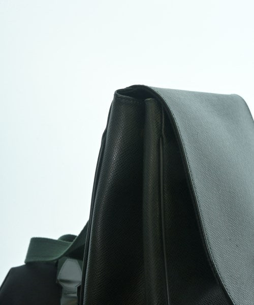 LOUIS VUITTON เป้สะพายหลัง