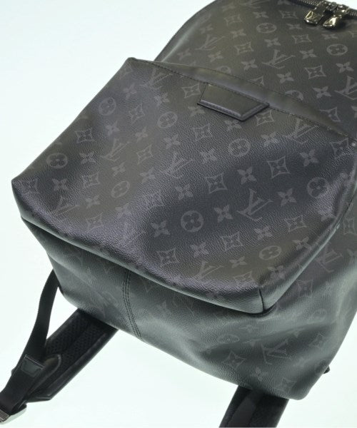 LOUIS VUITTON เป้สะพายหลัง