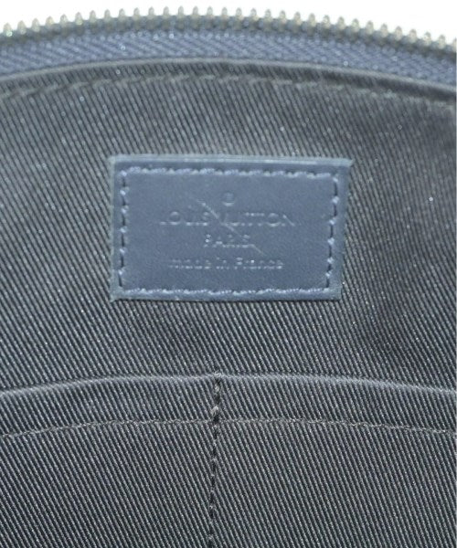 LOUIS VUITTON กระเป๋าธุรกิจ