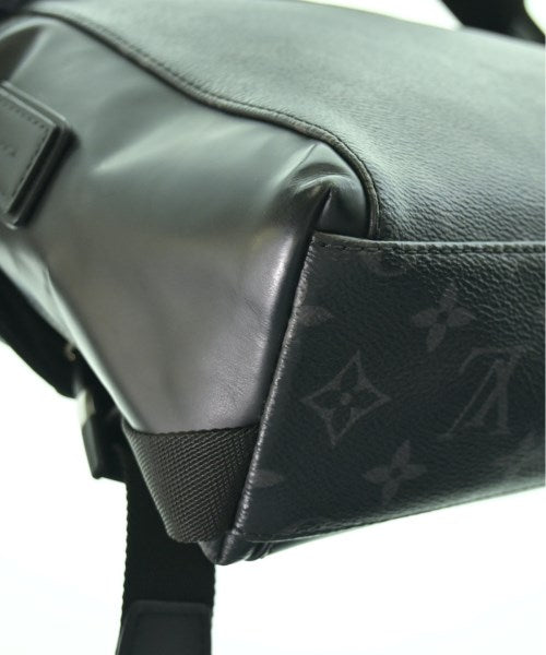 LOUIS VUITTON กระเป๋าสะพาย