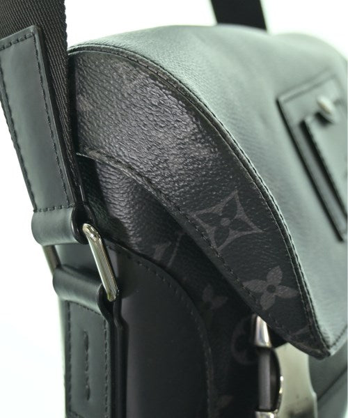 LOUIS VUITTON กระเป๋าสะพาย