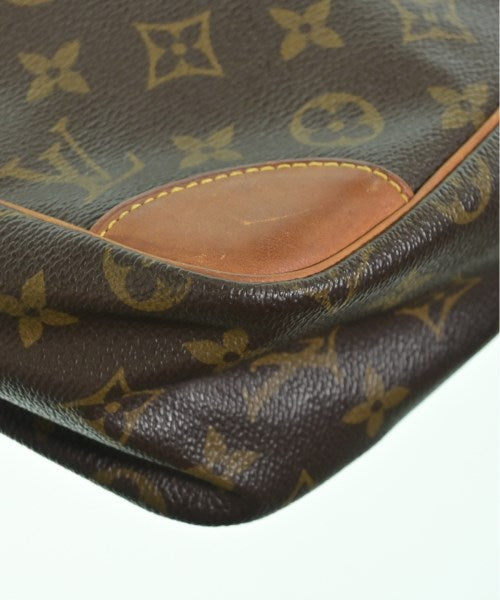 LOUIS VUITTON กระเป๋าสะพาย