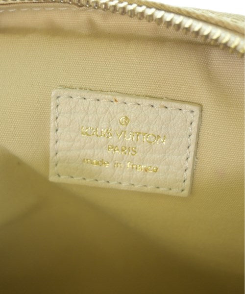 LOUIS VUITTON กระเป๋าสะพาย