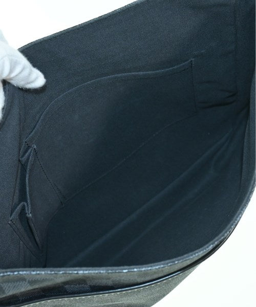 LOUIS VUITTON กระเป๋าสะพาย