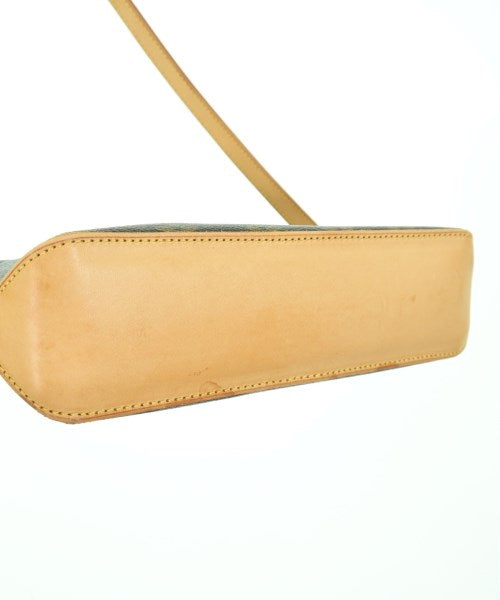 LOUIS VUITTON กระเป๋าสะพาย