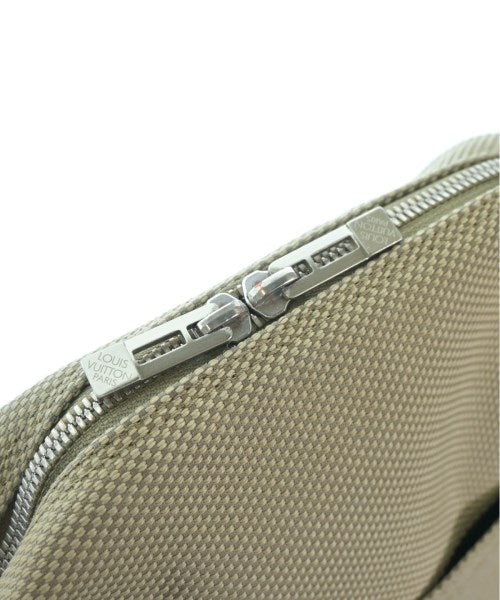 LOUIS VUITTON กระเป๋าสะพาย