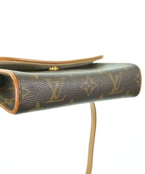 LOUIS VUITTON กระเป๋าสะพาย