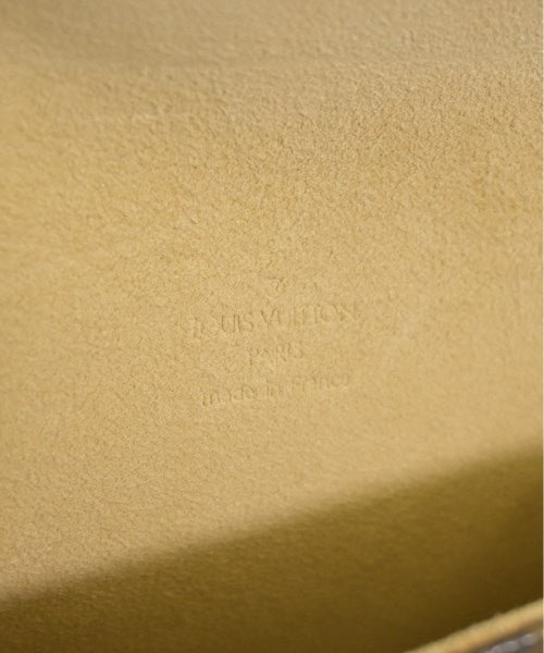 LOUIS VUITTON กระเป๋าสะพาย