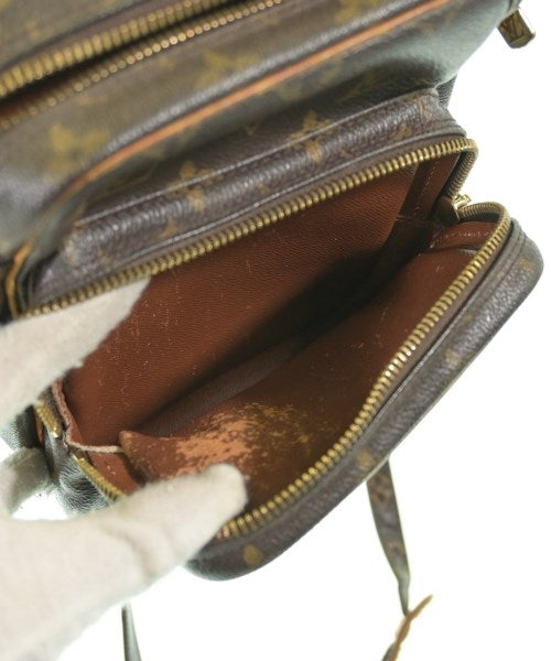 LOUIS VUITTON กระเป๋าสะพาย