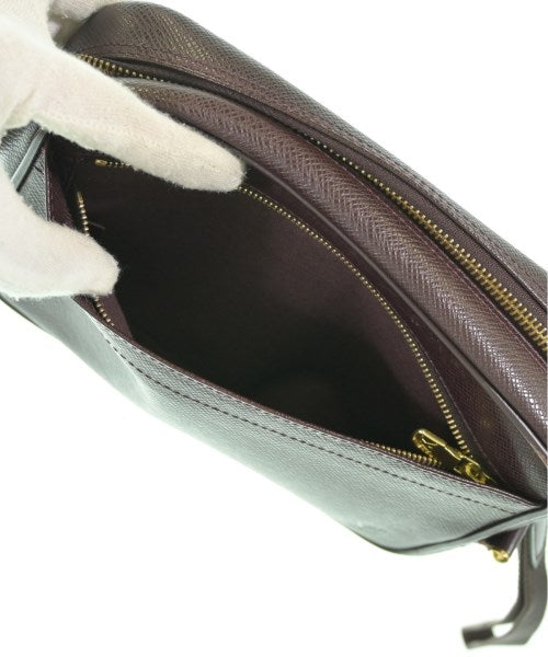 LOUIS VUITTON คลัตช์