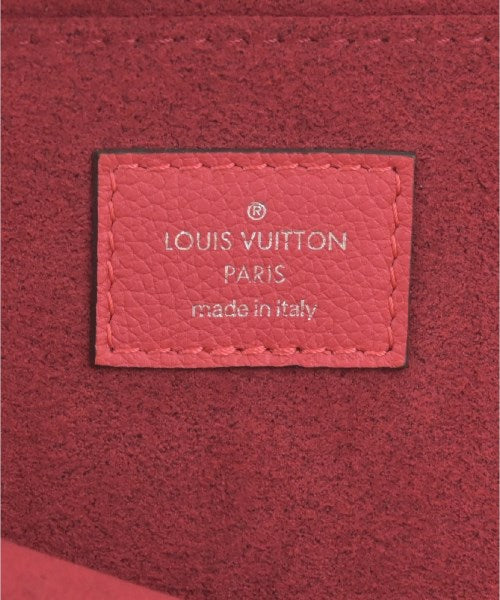 LOUIS VUITTON คลัตช์