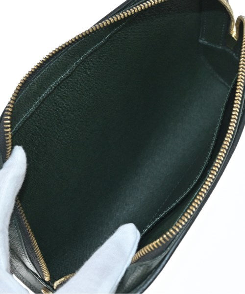 LOUIS VUITTON คลัตช์