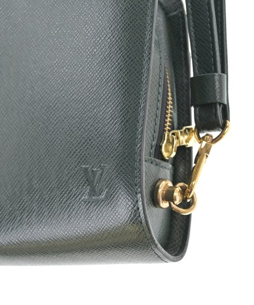 LOUIS VUITTON คลัตช์