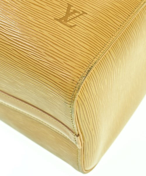 LOUIS VUITTON กระเป๋าใส่อุปกรณ์ขนาดใหญ่
