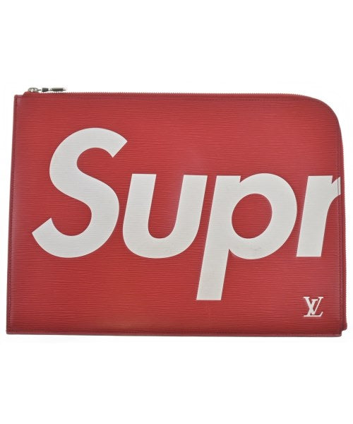 LOUIS VUITTON คลัตช์