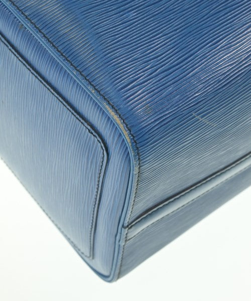 LOUIS VUITTON กระเป๋าใส่อุปกรณ์ขนาดใหญ่