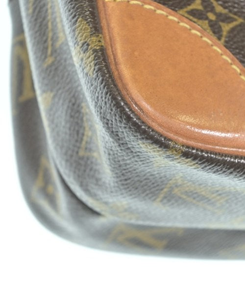 LOUIS VUITTON กระเป๋าสะพาย