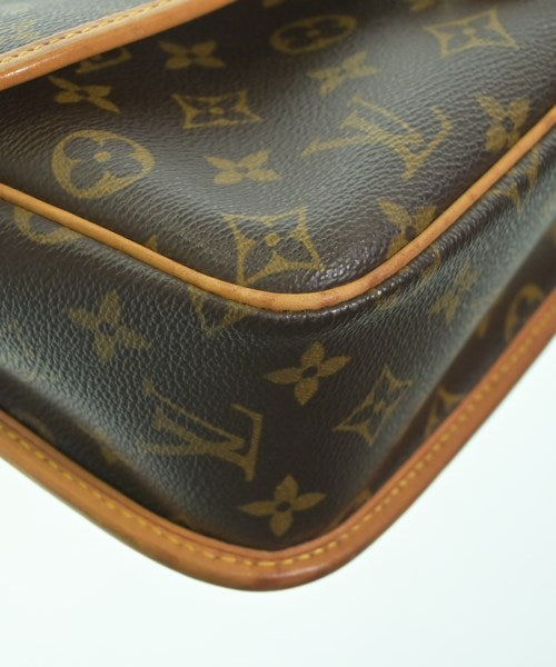LOUIS VUITTON กระเป๋าสะพาย