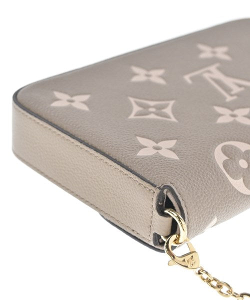 LOUIS VUITTON กระเป๋าสะพาย