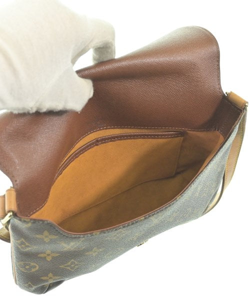 LOUIS VUITTON กระเป๋าสะพาย