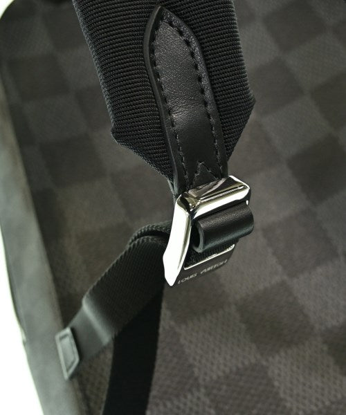 LOUIS VUITTON เป้สะพายหลัง